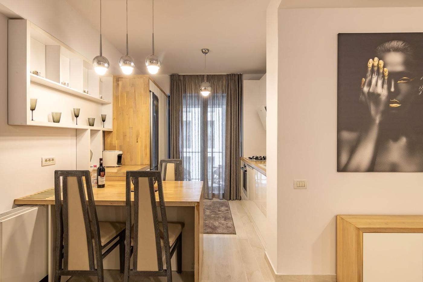 Apartamento Luxury Near To The Old Town With Free Parking By Mm Host *